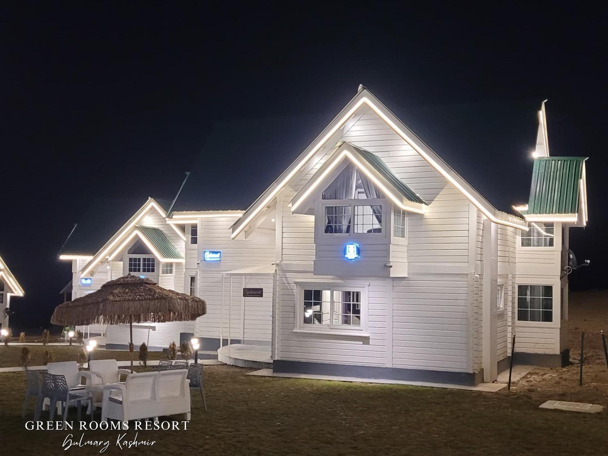 Green Rooms Resort Gulmarg Zewnętrze zdjęcie